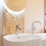 Renting - Hugo - Luxury Honeymoon Terrace Park View Free Parking *